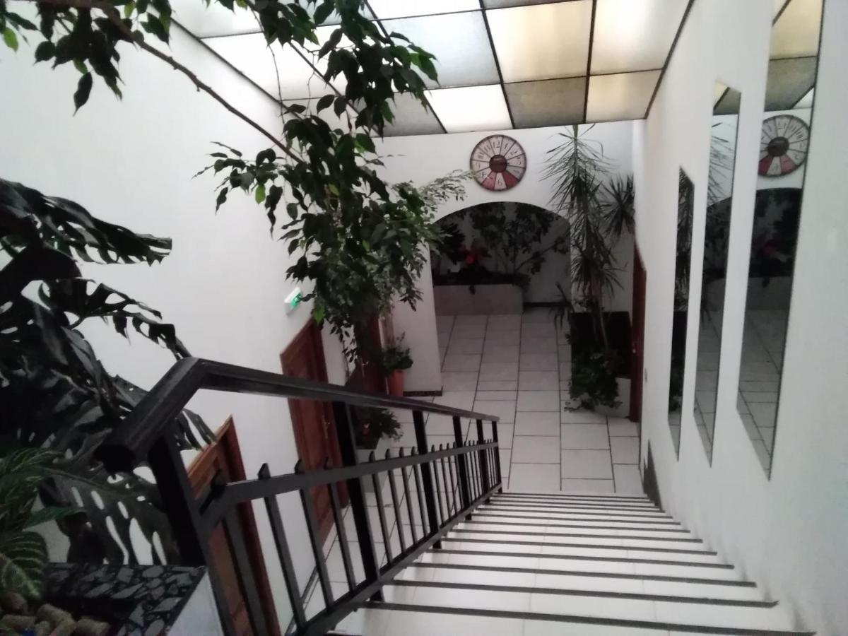 Apartamentos Blanco Y Negro А-Гуарда Экстерьер фото